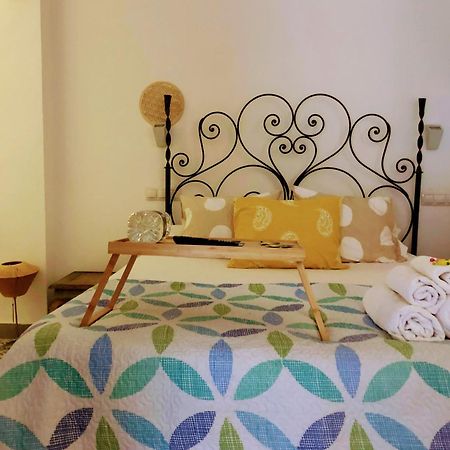 La Gitana Y El Rey Sol Apartment มาลากา ภายนอก รูปภาพ