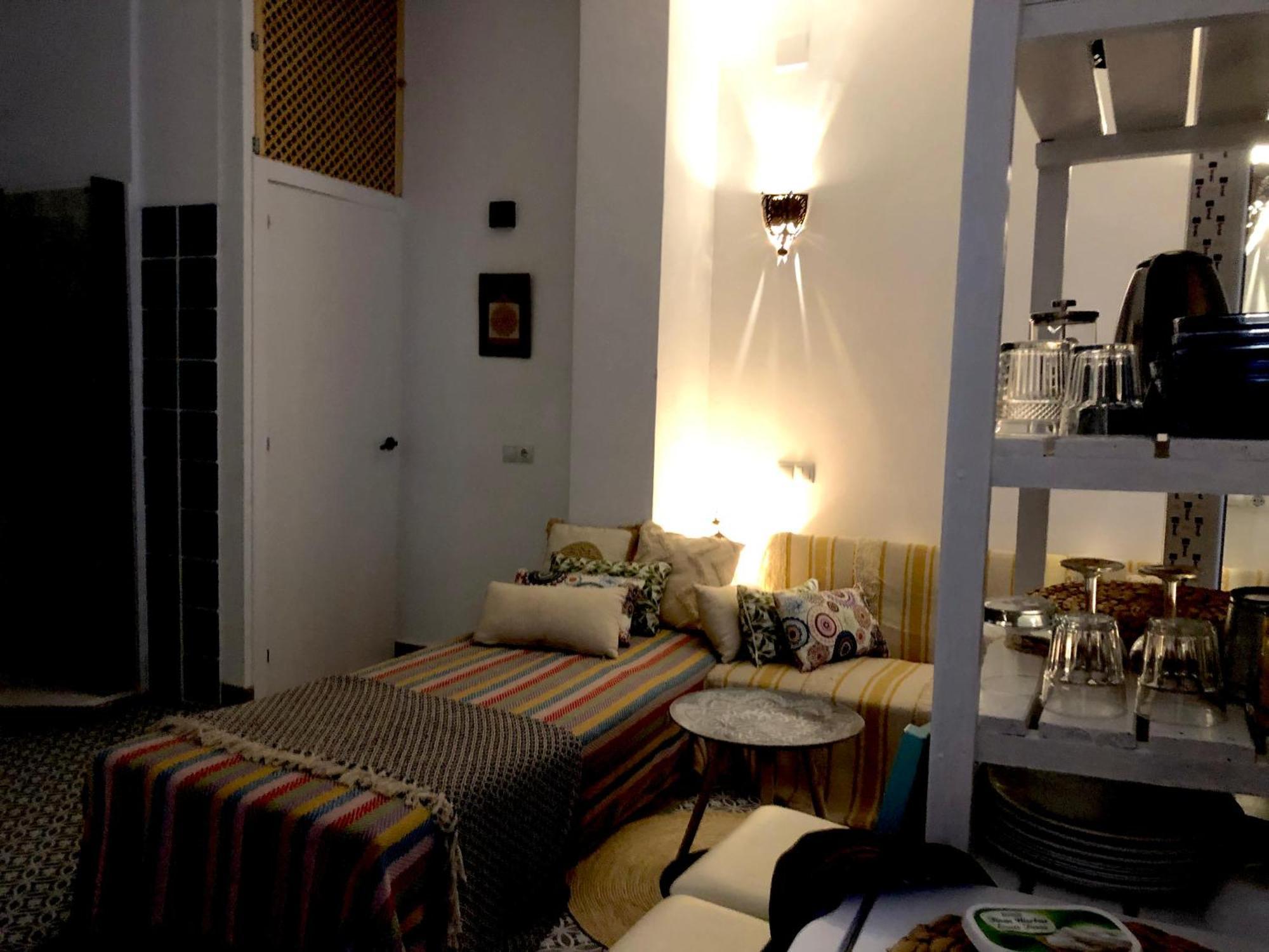 La Gitana Y El Rey Sol Apartment มาลากา ภายนอก รูปภาพ